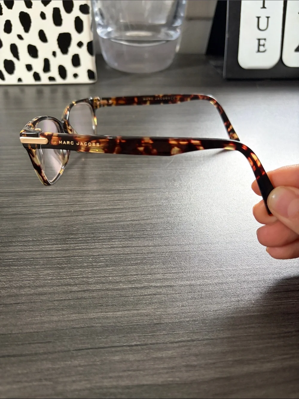 Marc Jacobs stylish square